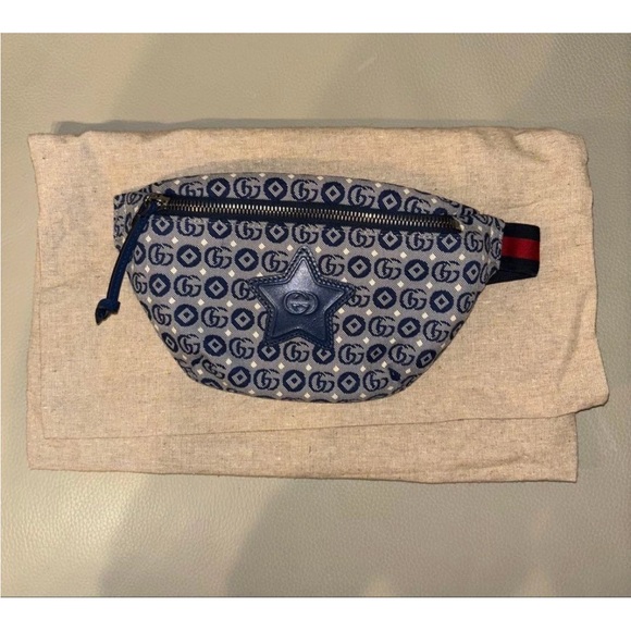 Gucci Handbags - Gucci Beige Belt Bag